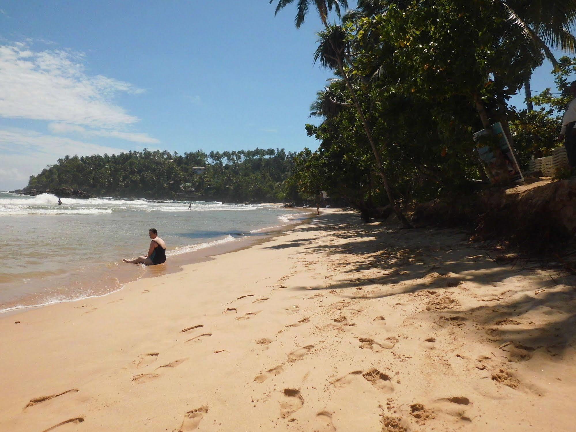 Paradise Beach Club Mirissa Eksteriør bilde